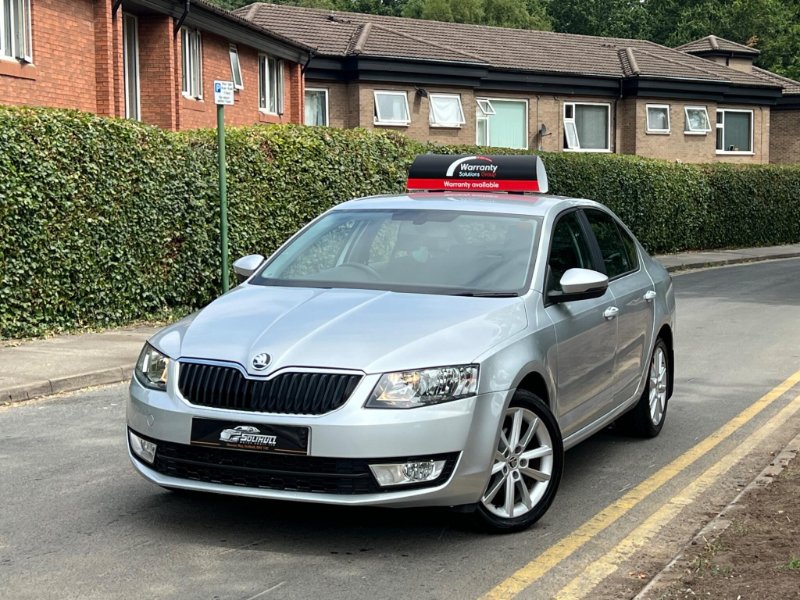 2013 SKODA OCTAVIA 1.4 TSI SE EURO 5 S S 5DR 7,450 13 HERE AT... photo